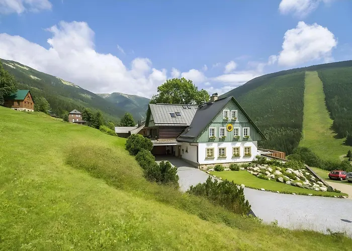 Pension Slunecnice & Panorama Restaurant FarmaPenzion